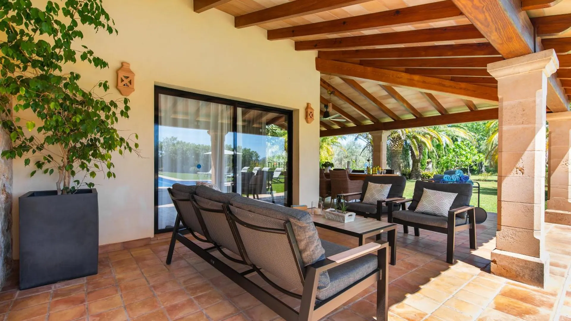 Moliner Premium Villa بويينسا 0*,